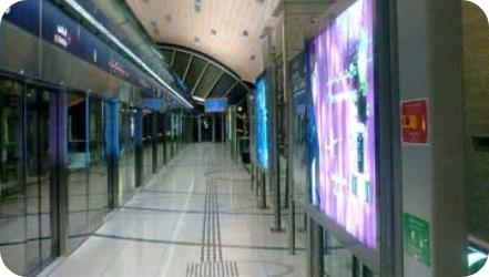 Dubai Metro train exterior